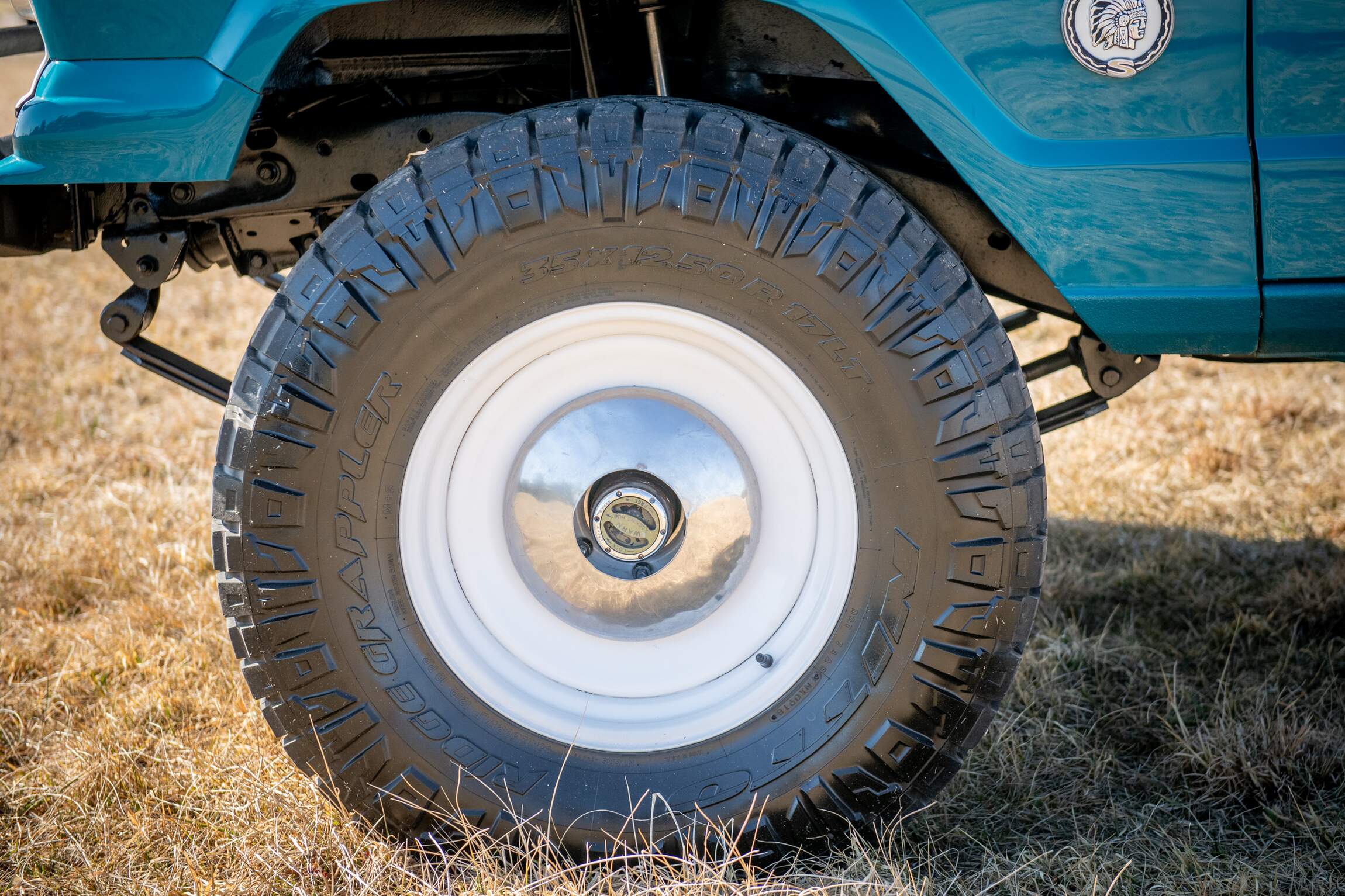 Sold: Custom 1987 Jeep Grand Wagoneer SJ
