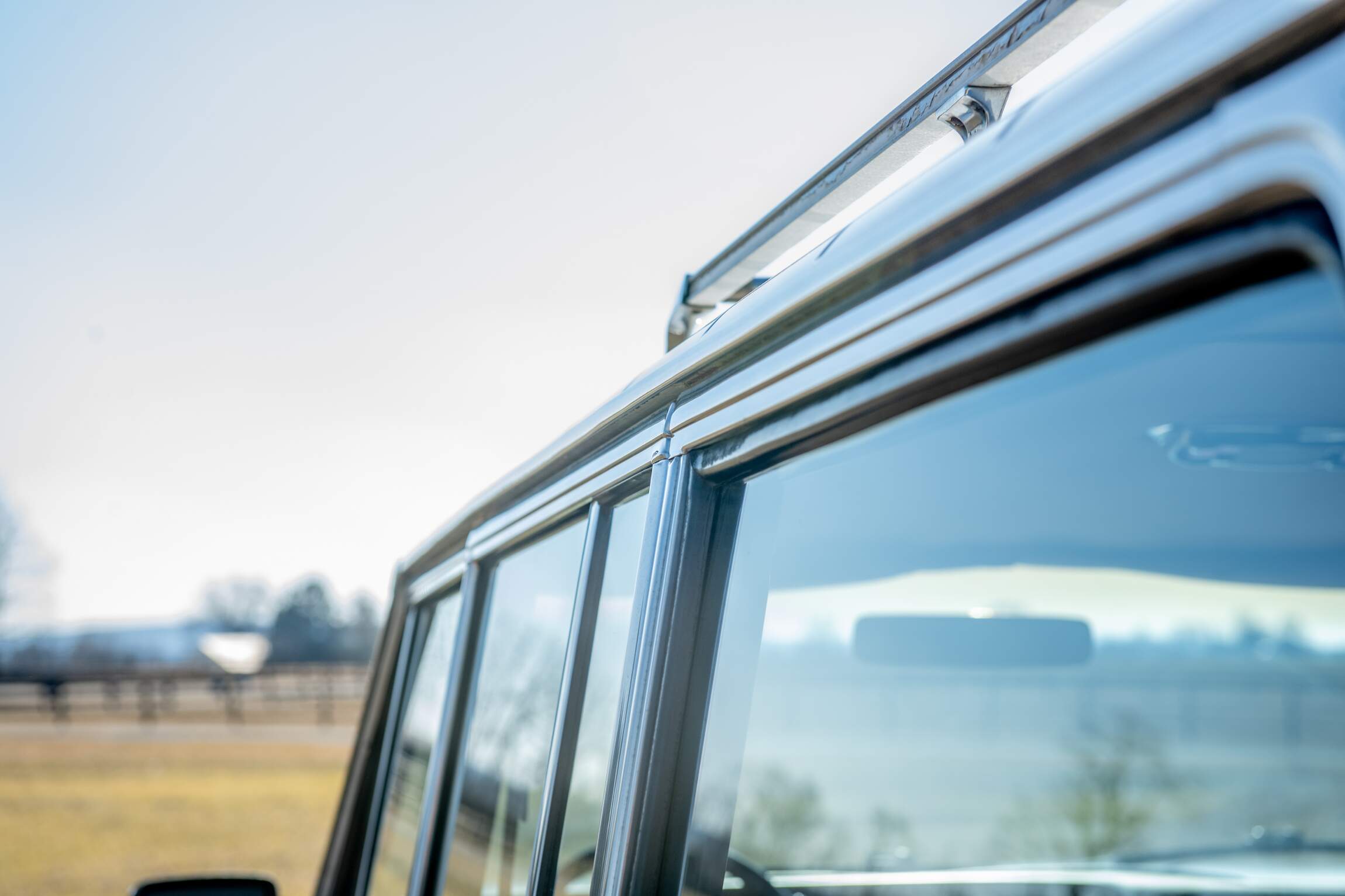 Sold: Custom 1987 Jeep Grand Wagoneer SJ