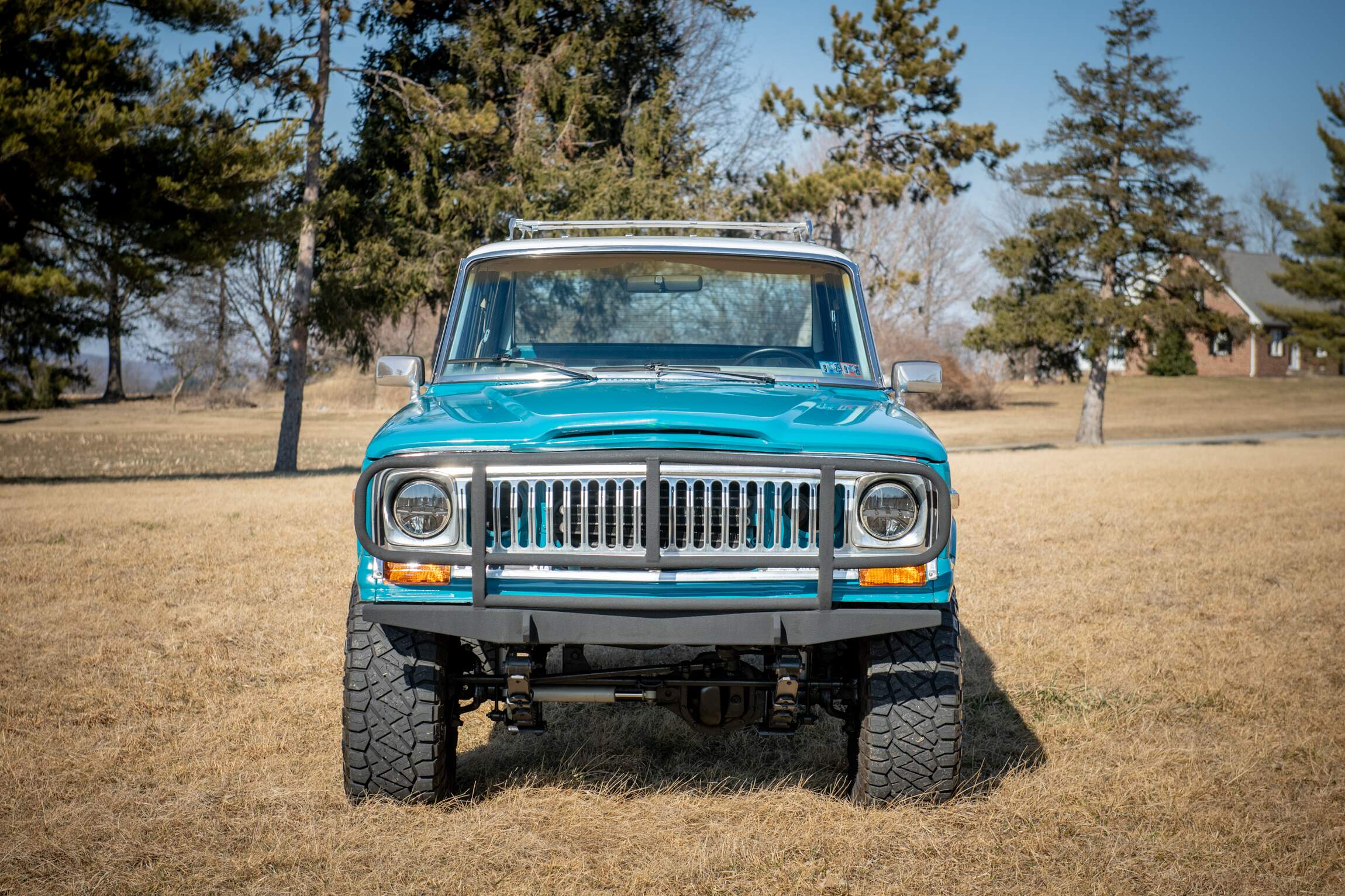Sold: Custom 1987 Jeep Grand Wagoneer SJ