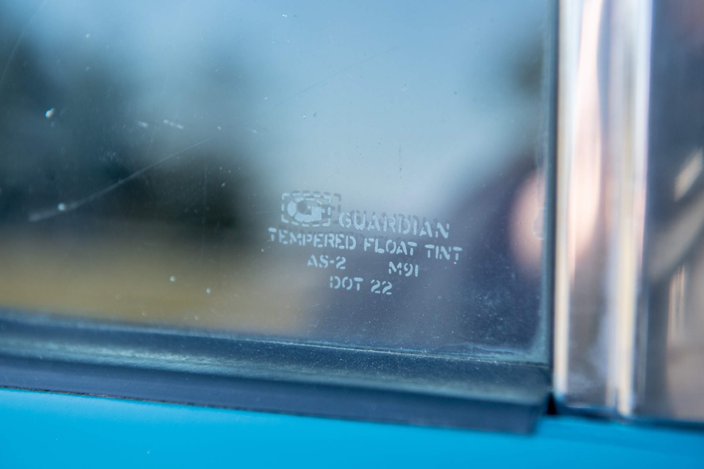 Sold: Custom 1987 Jeep Grand Wagoneer SJ