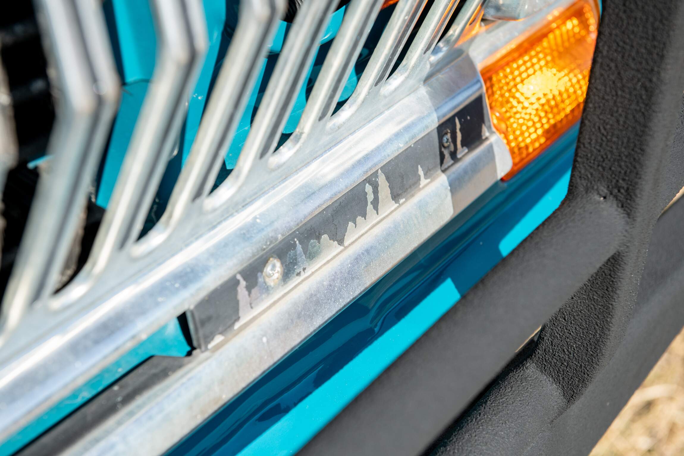 Sold: Custom 1987 Jeep Grand Wagoneer SJ - 4