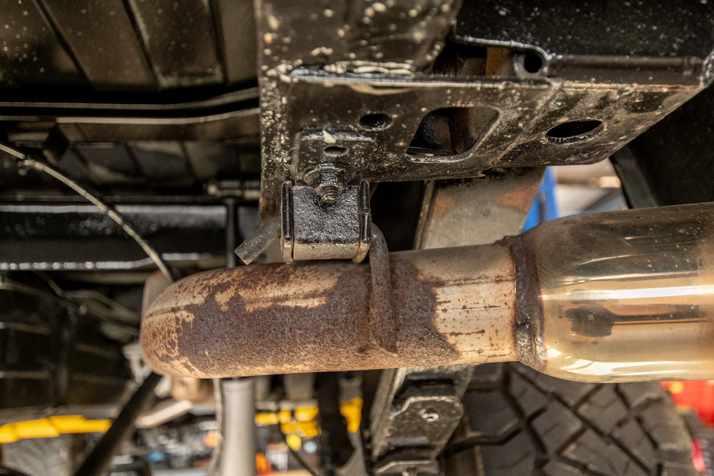 Sold: Custom 1987 Jeep Grand Wagoneer SJ