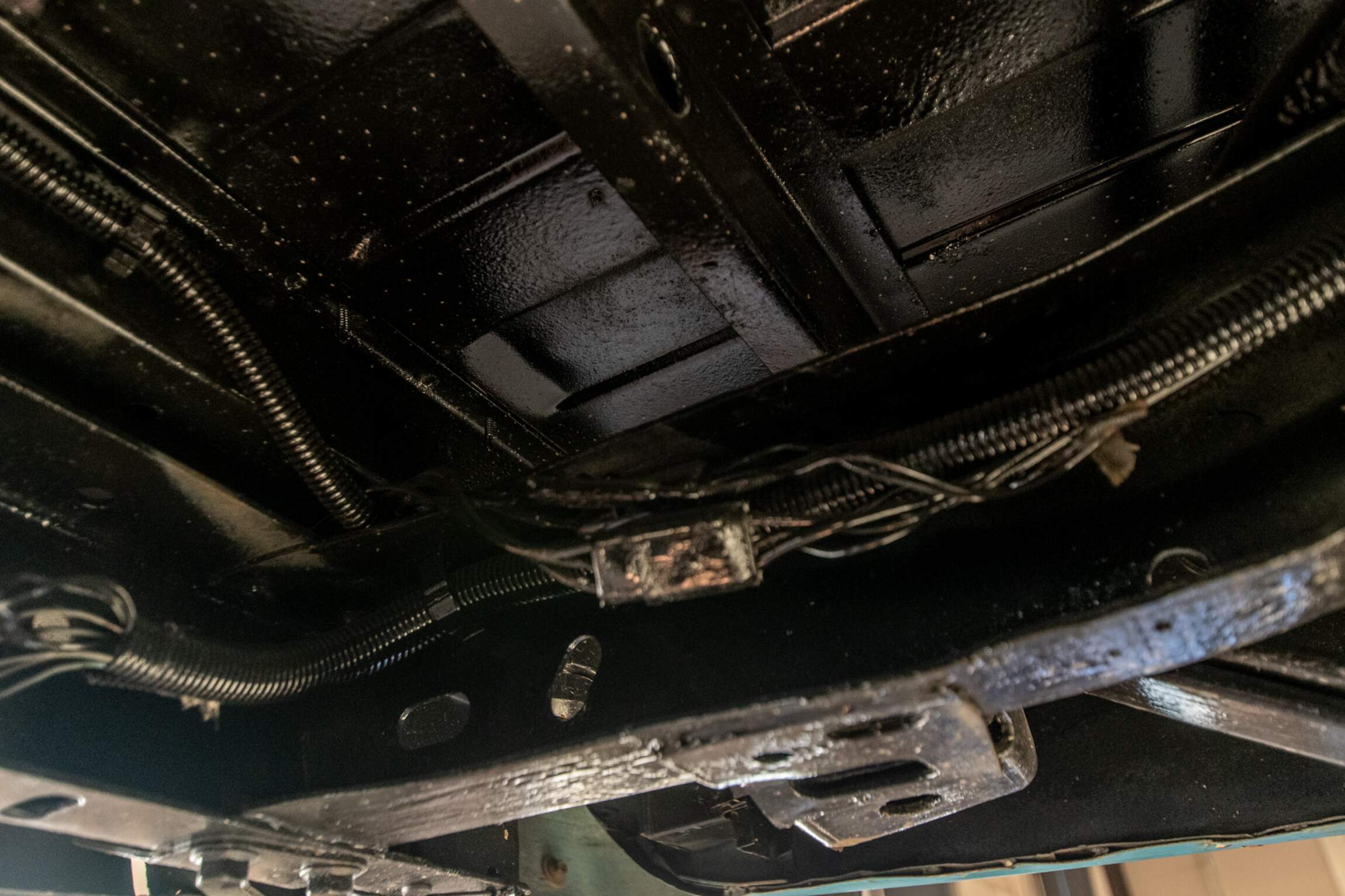 Sold: Custom 1987 Jeep Grand Wagoneer SJ