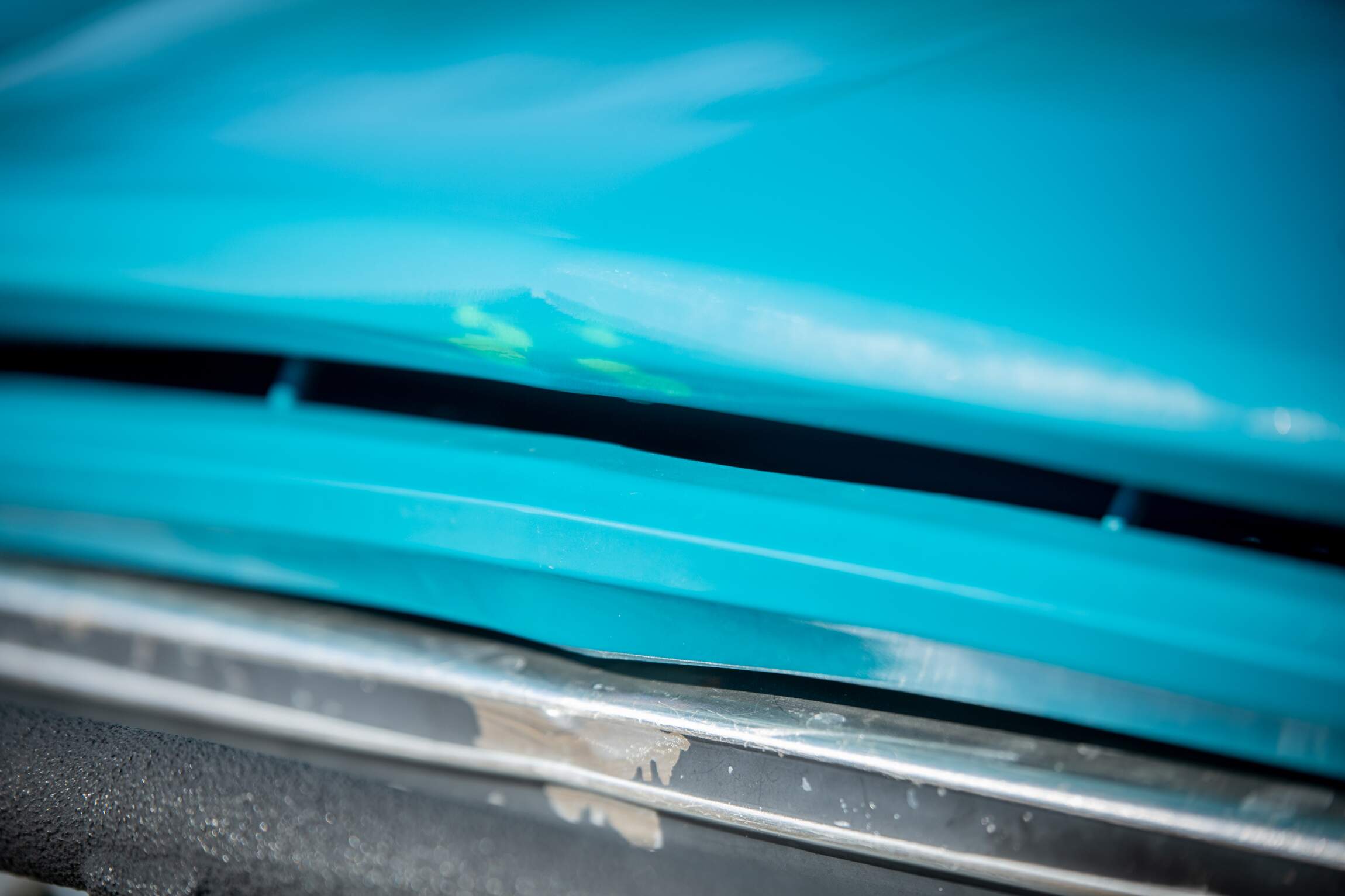 Sold: Custom 1987 Jeep Grand Wagoneer SJ