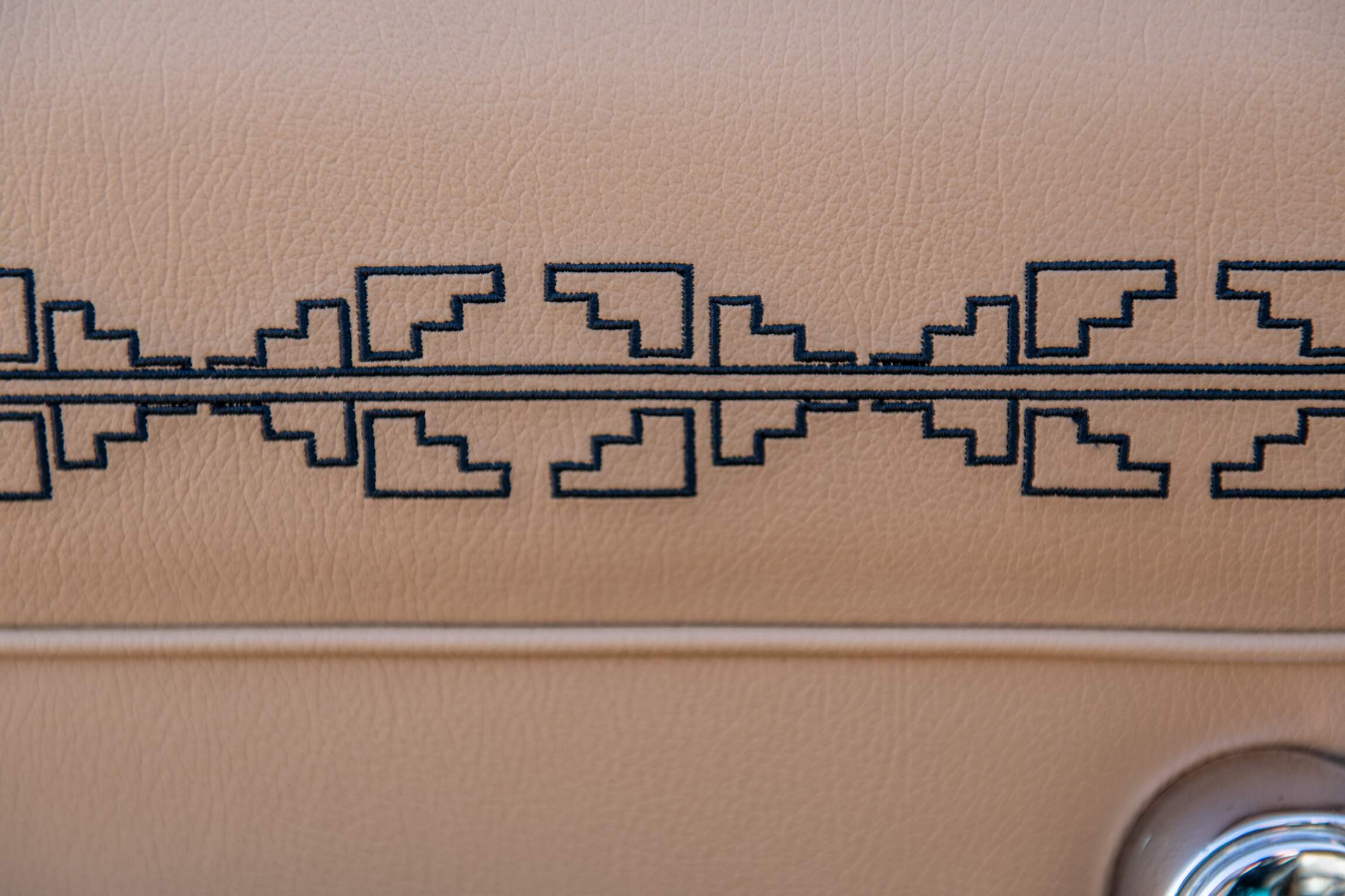 Sold: Custom 1987 Jeep Grand Wagoneer SJ