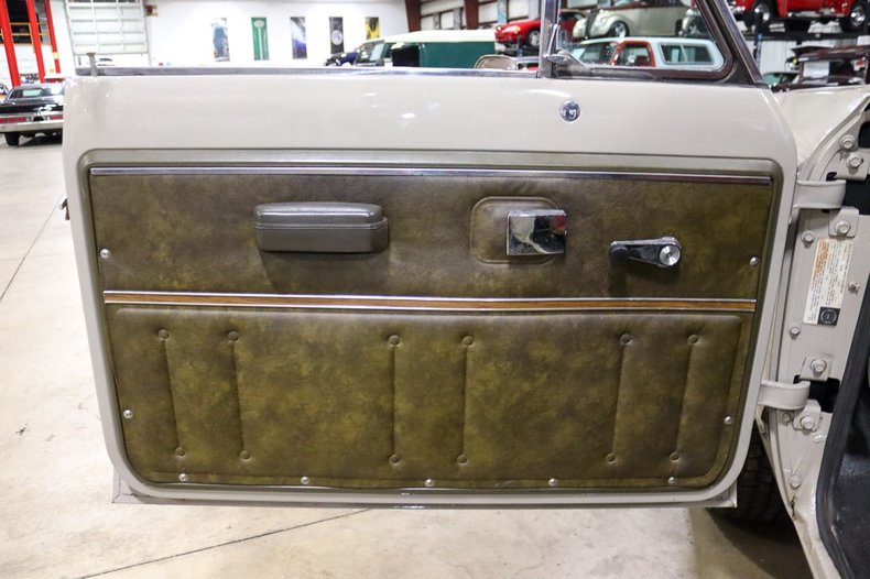 Sold: 1975 International Harvester Scout II