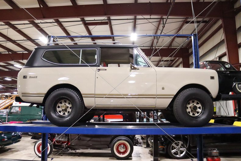 Sold: 1975 International Harvester Scout II