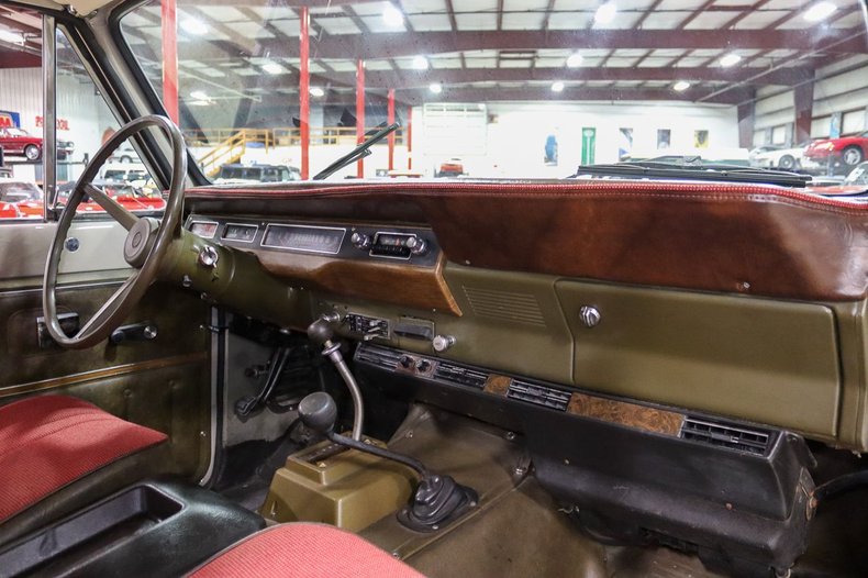 Sold: 1975 International Harvester Scout II