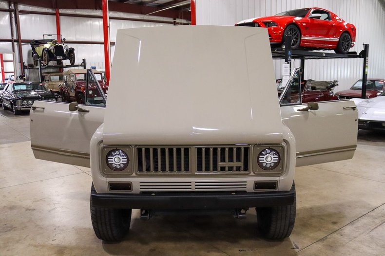 Sold: 1975 International Harvester Scout II