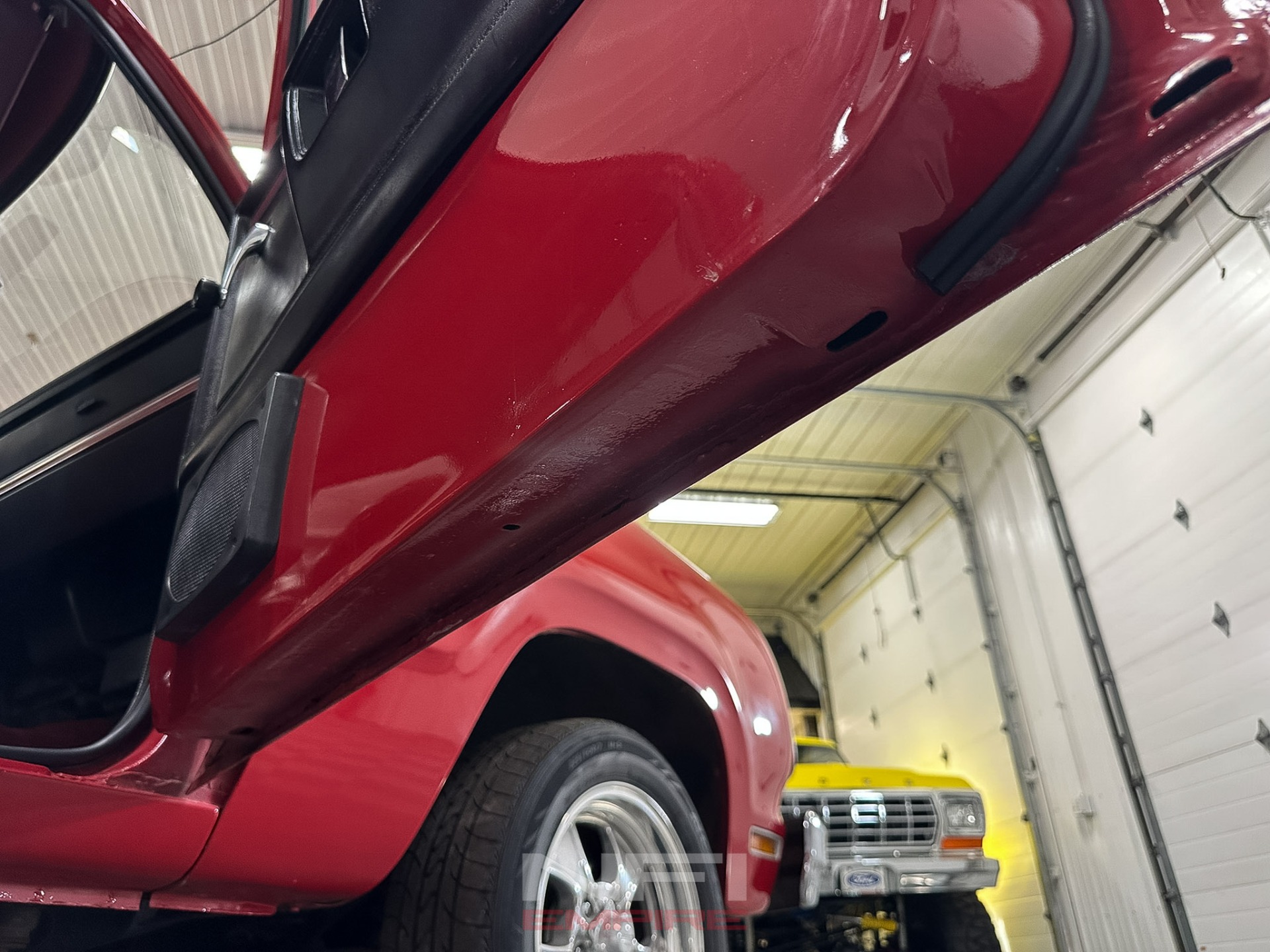 1980 Dodge D-150 Sweptline