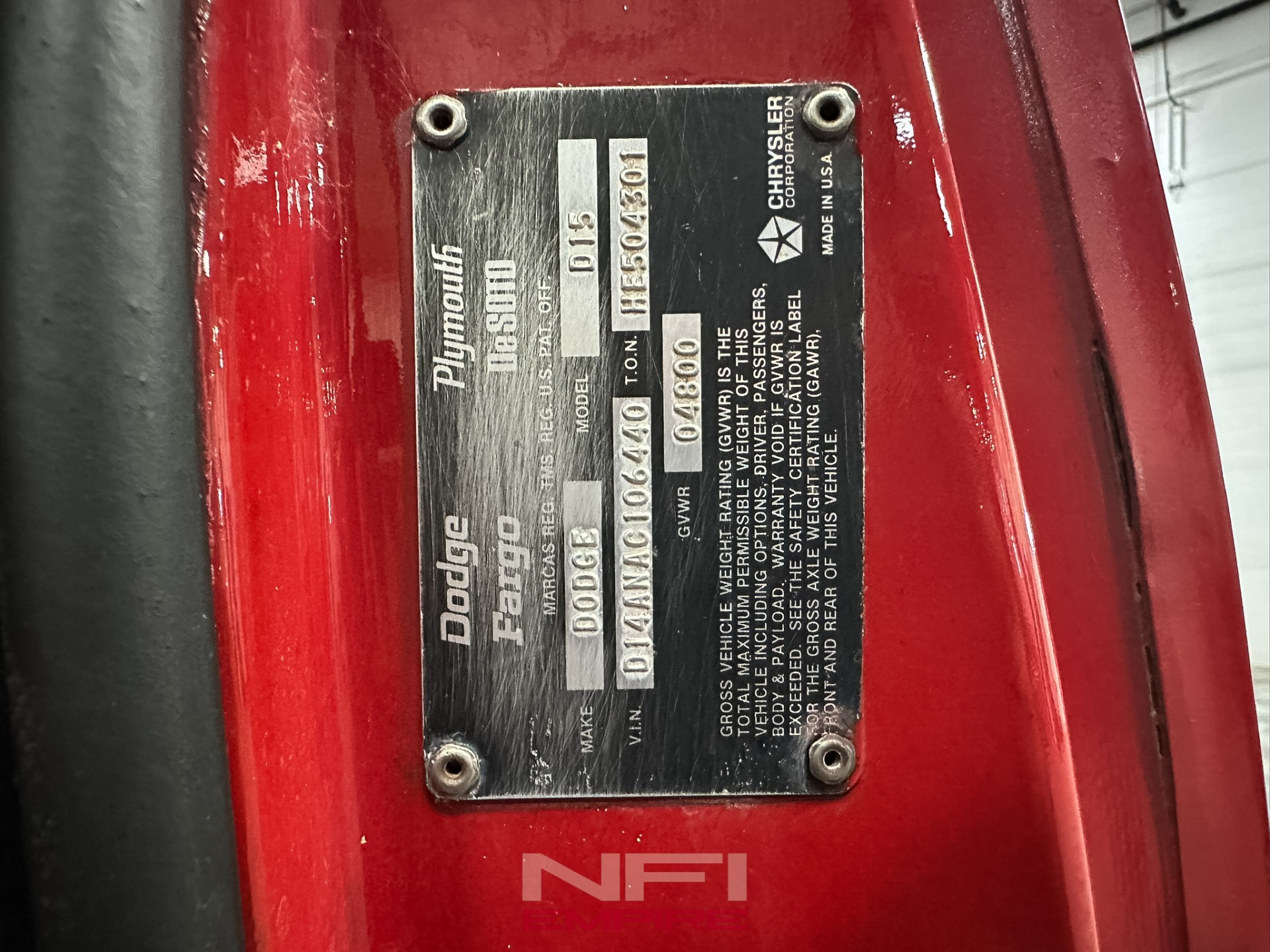 1980 Dodge D-150 Sweptline