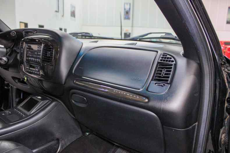 2002 Lincoln Blackwood Pickup