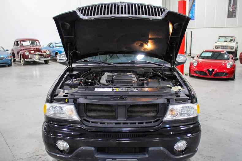 2002 Lincoln Blackwood Pickup