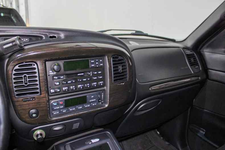 2002 Lincoln Blackwood Pickup