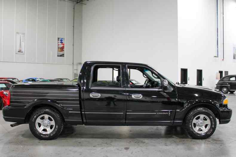 2002 Lincoln Blackwood Pickup