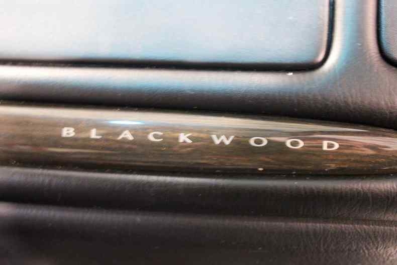2002 Lincoln Blackwood Pickup