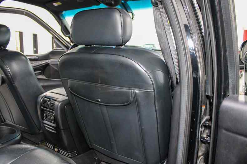 2002 Lincoln Blackwood Pickup