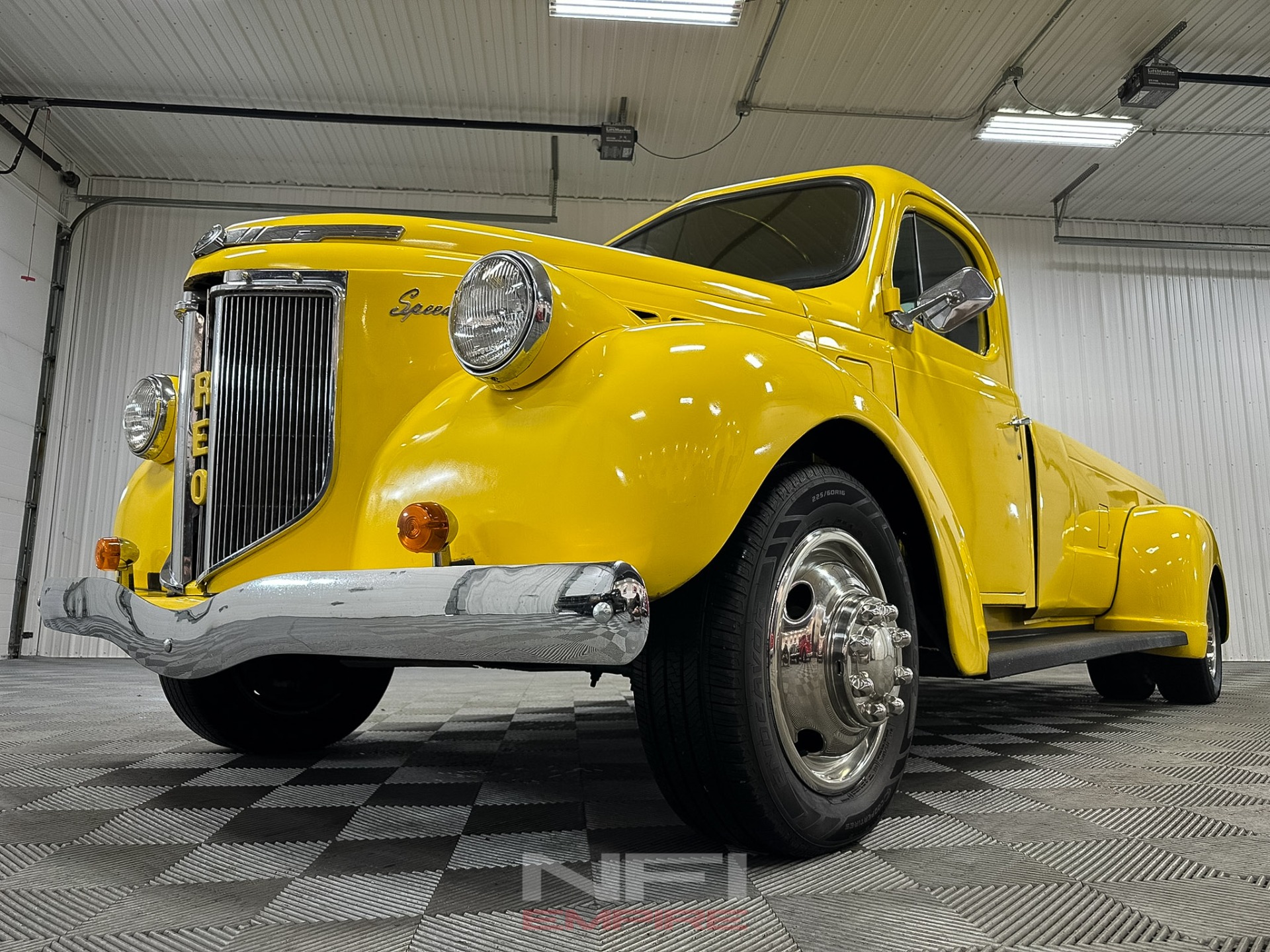1942 REO Speedwagon