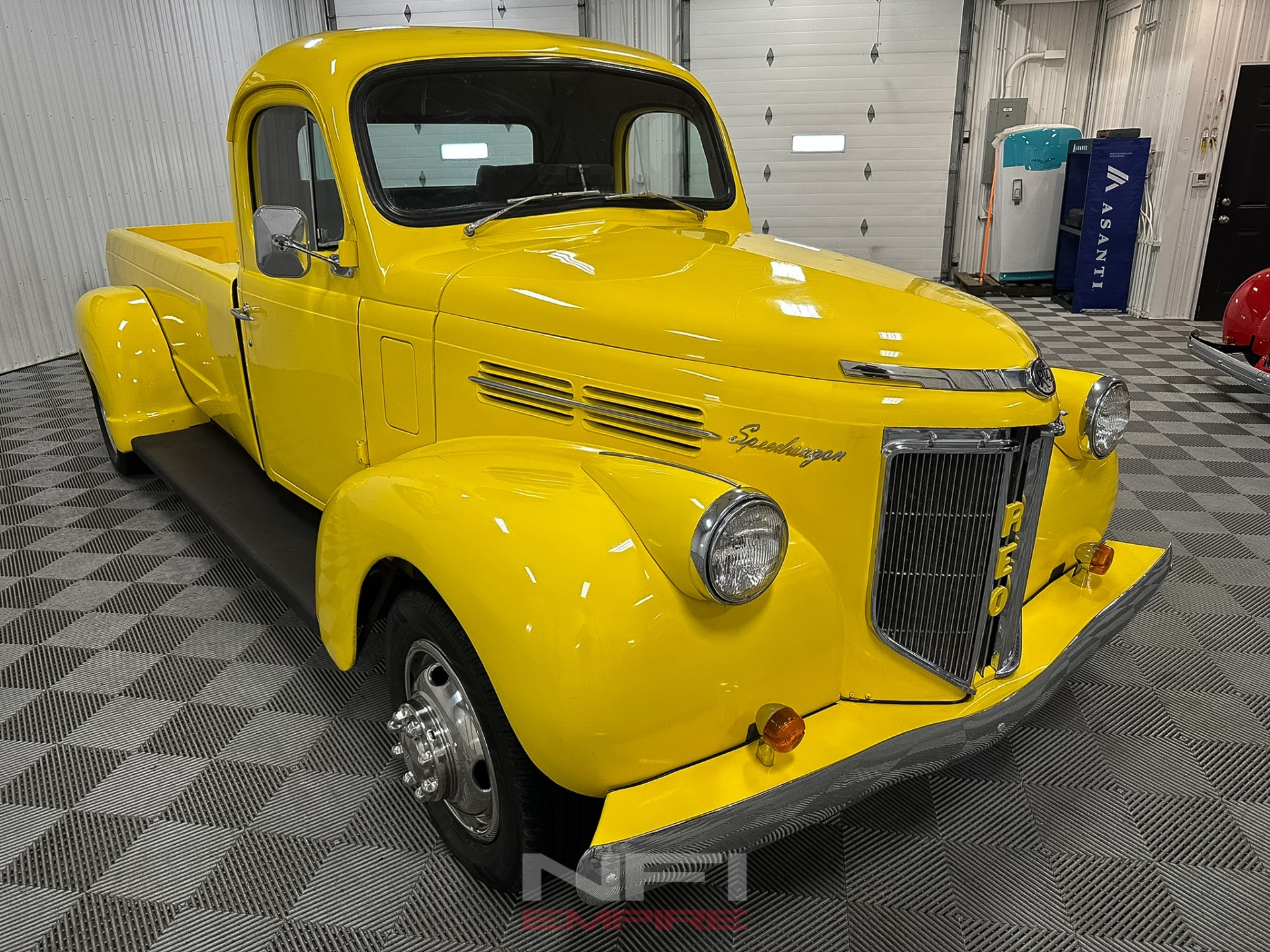 1942 REO Speedwagon
