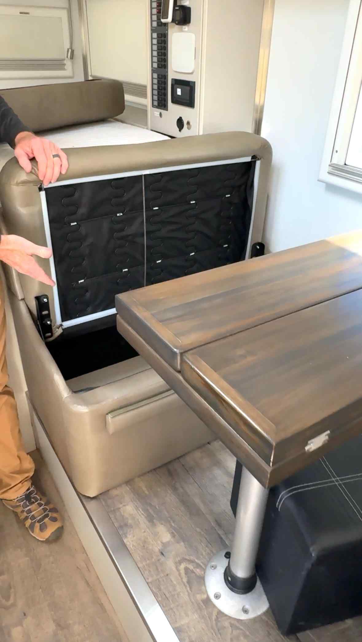 2019 Global Expedition Vehicles SAFARI EXTREME