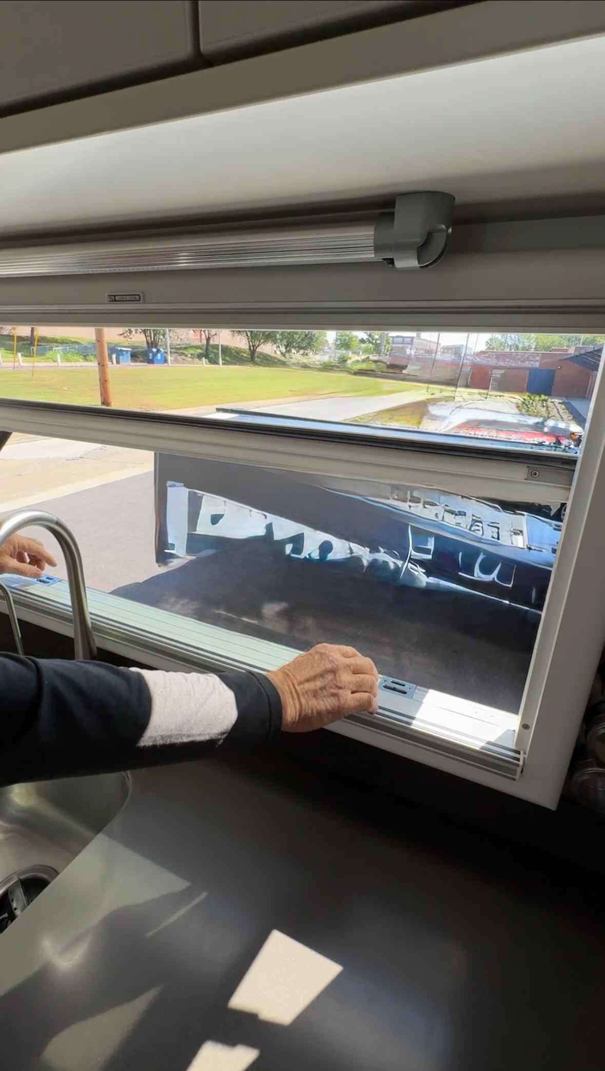 2019 Global Expedition Vehicles SAFARI EXTREME