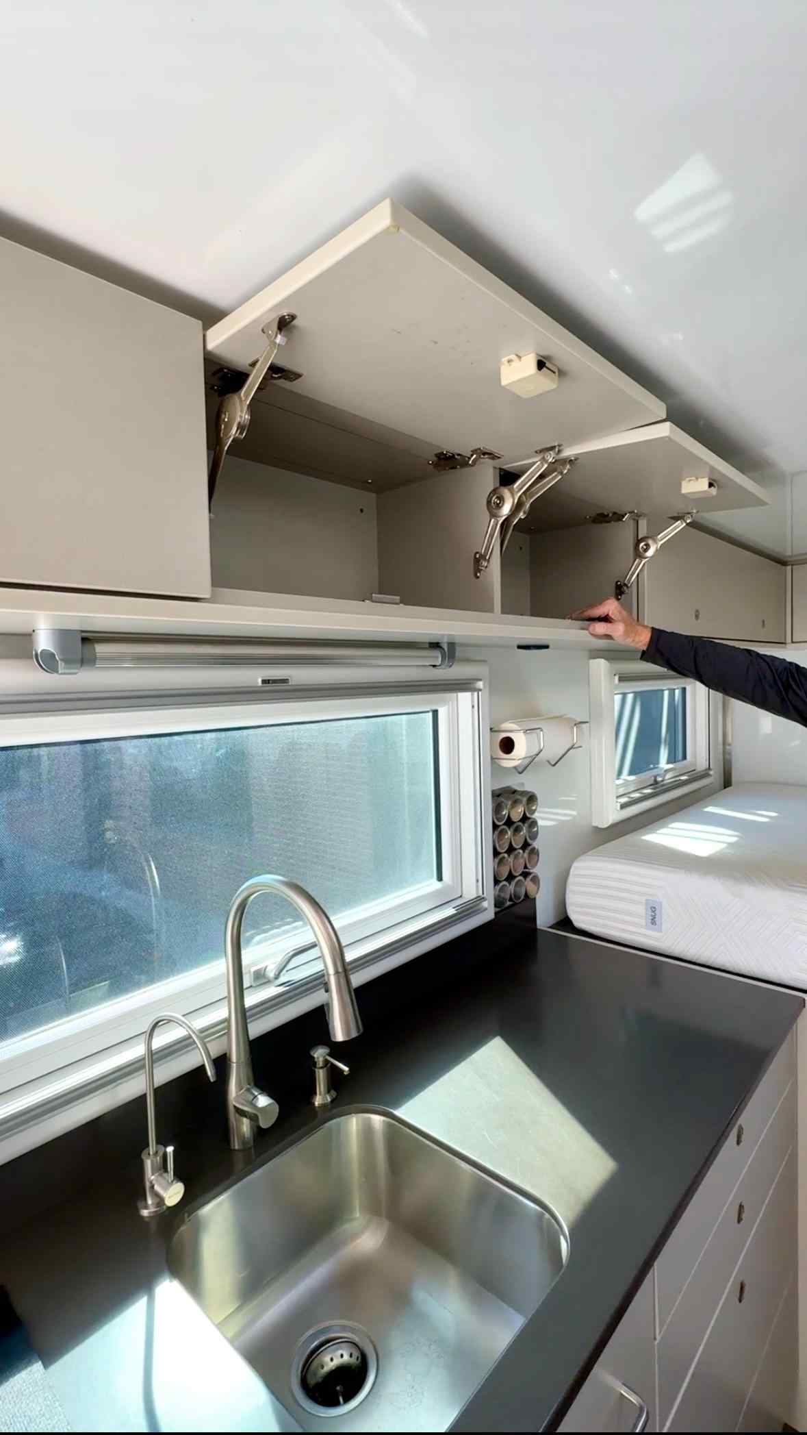 2019 Global Expedition Vehicles SAFARI EXTREME