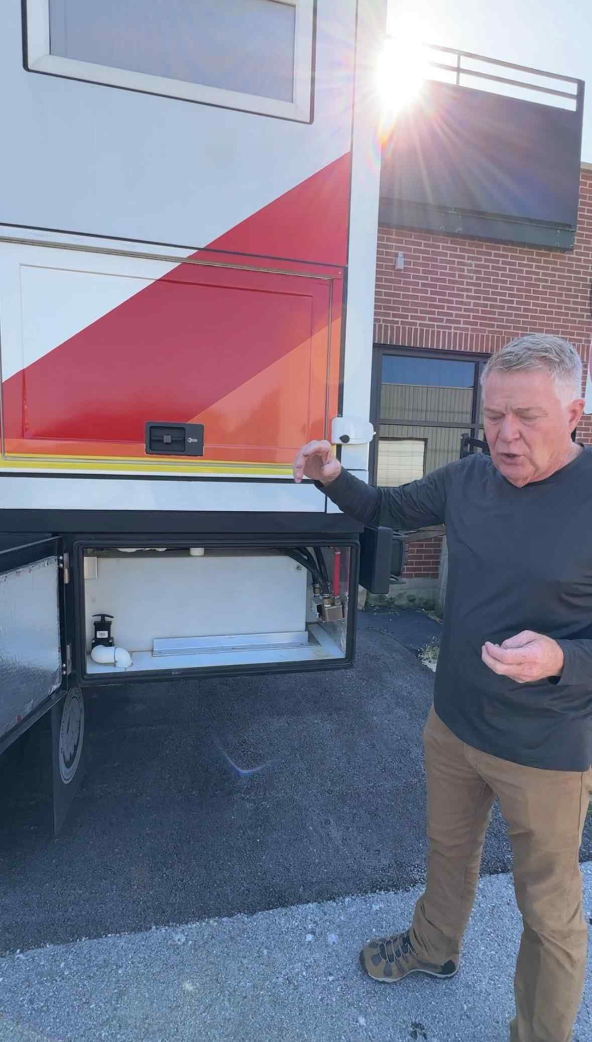 2019 Global Expedition Vehicles SAFARI EXTREME