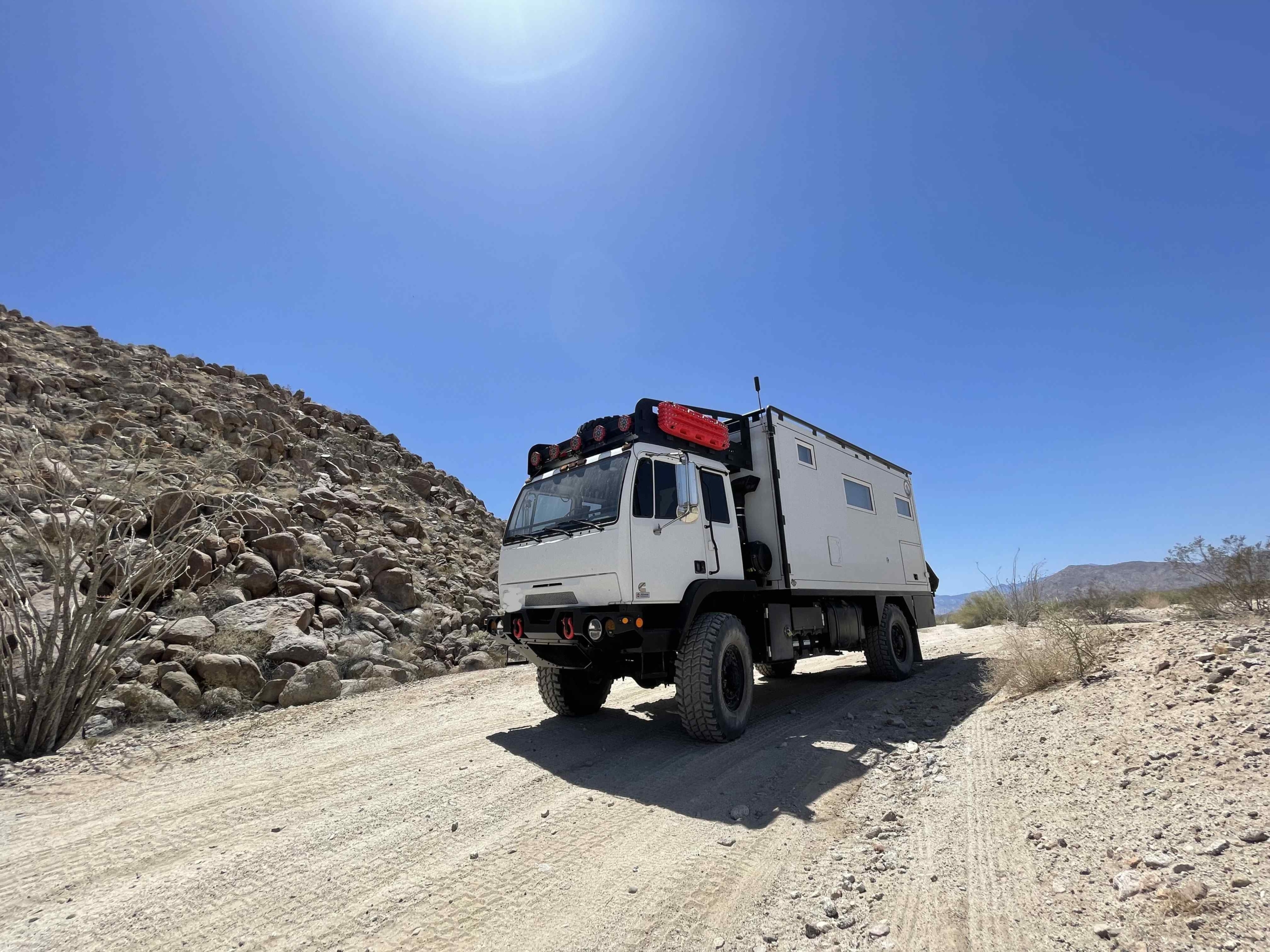 2019 Global Expedition Vehicles SAFARI EXTREME