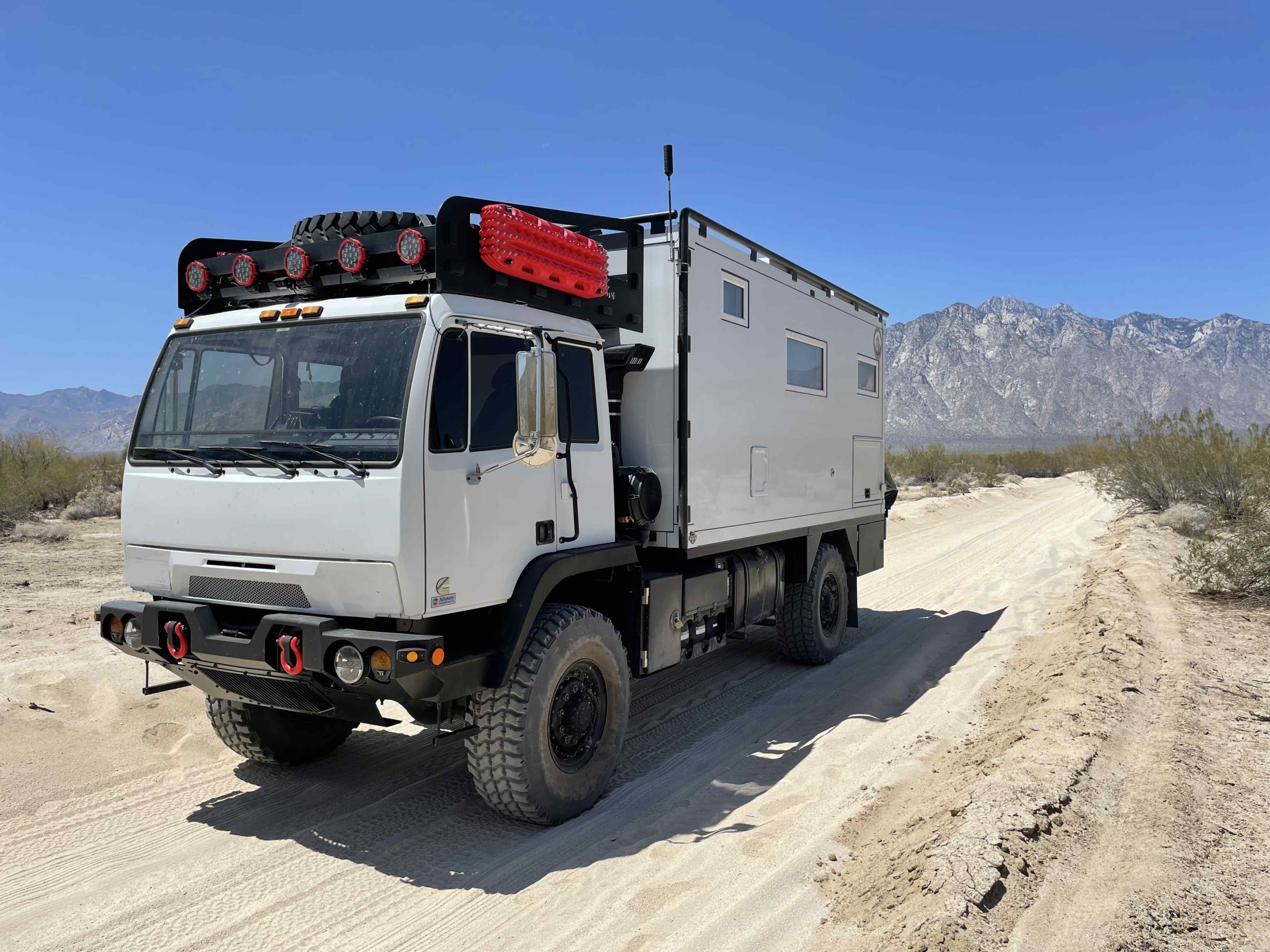 2019 Global Expedition Vehicles SAFARI EXTREME