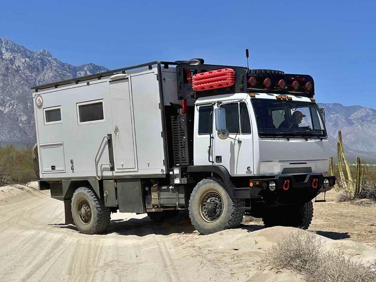 2019 Global Expedition Vehicles SAFARI EXTREME-1