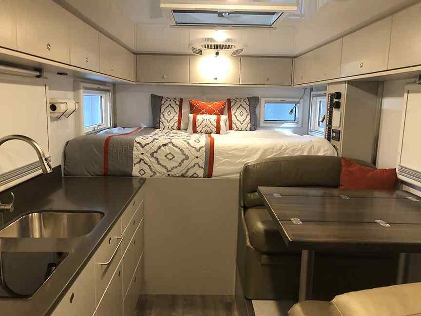 2019 Global Expedition Vehicles SAFARI EXTREME