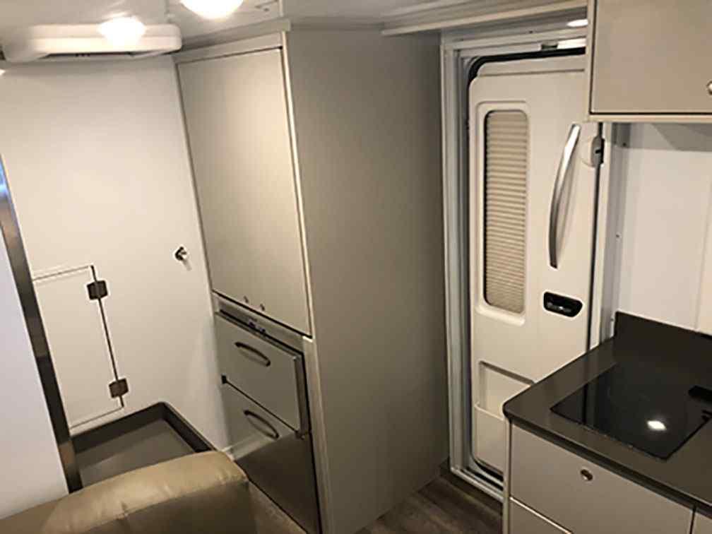 2019 Global Expedition Vehicles SAFARI EXTREME