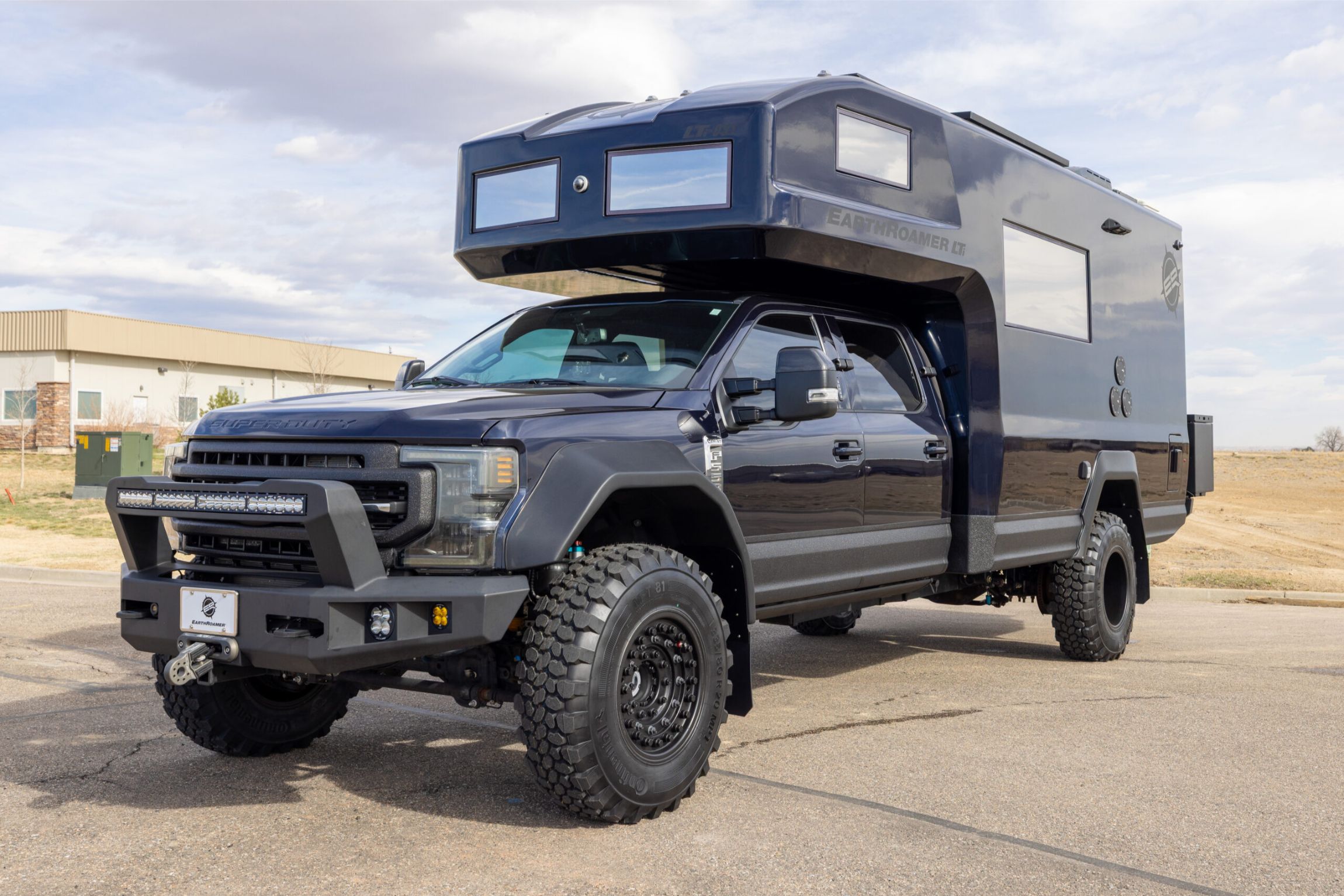  EarthRoamer LTi