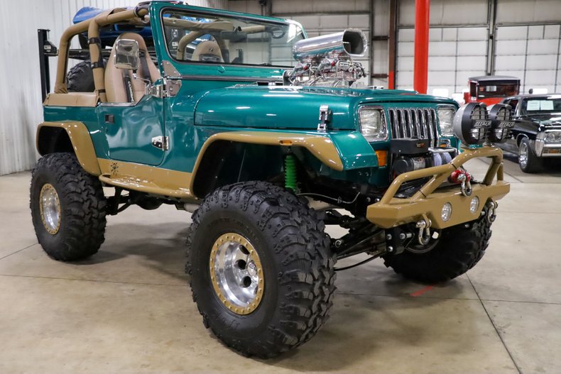 Custom 1995 Jeep Wrangler