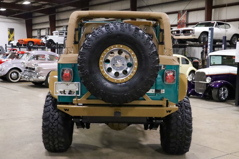 Custom 1995 Jeep Wrangler