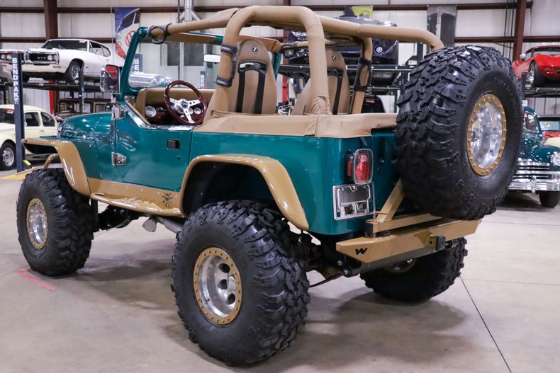Custom 1995 Jeep Wrangler