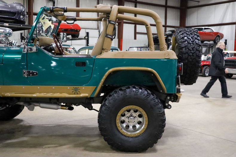 Custom 1995 Jeep Wrangler