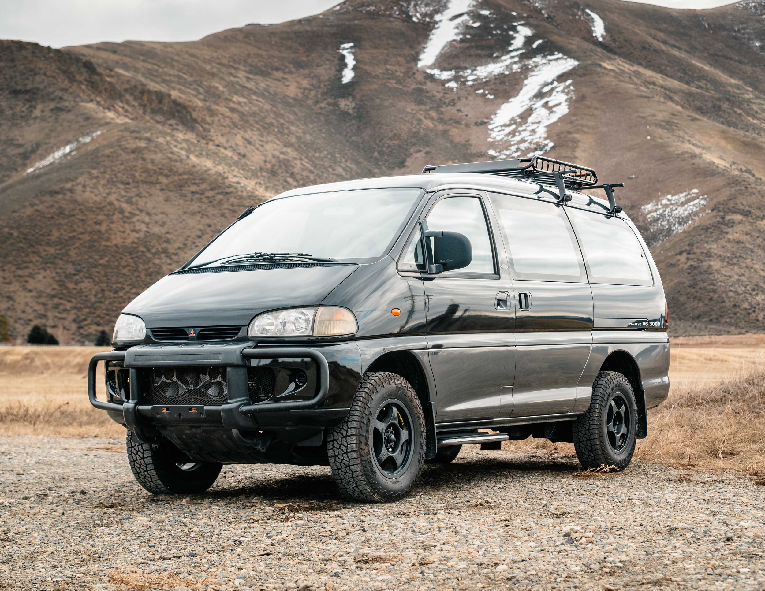  Mitsubishi Delica