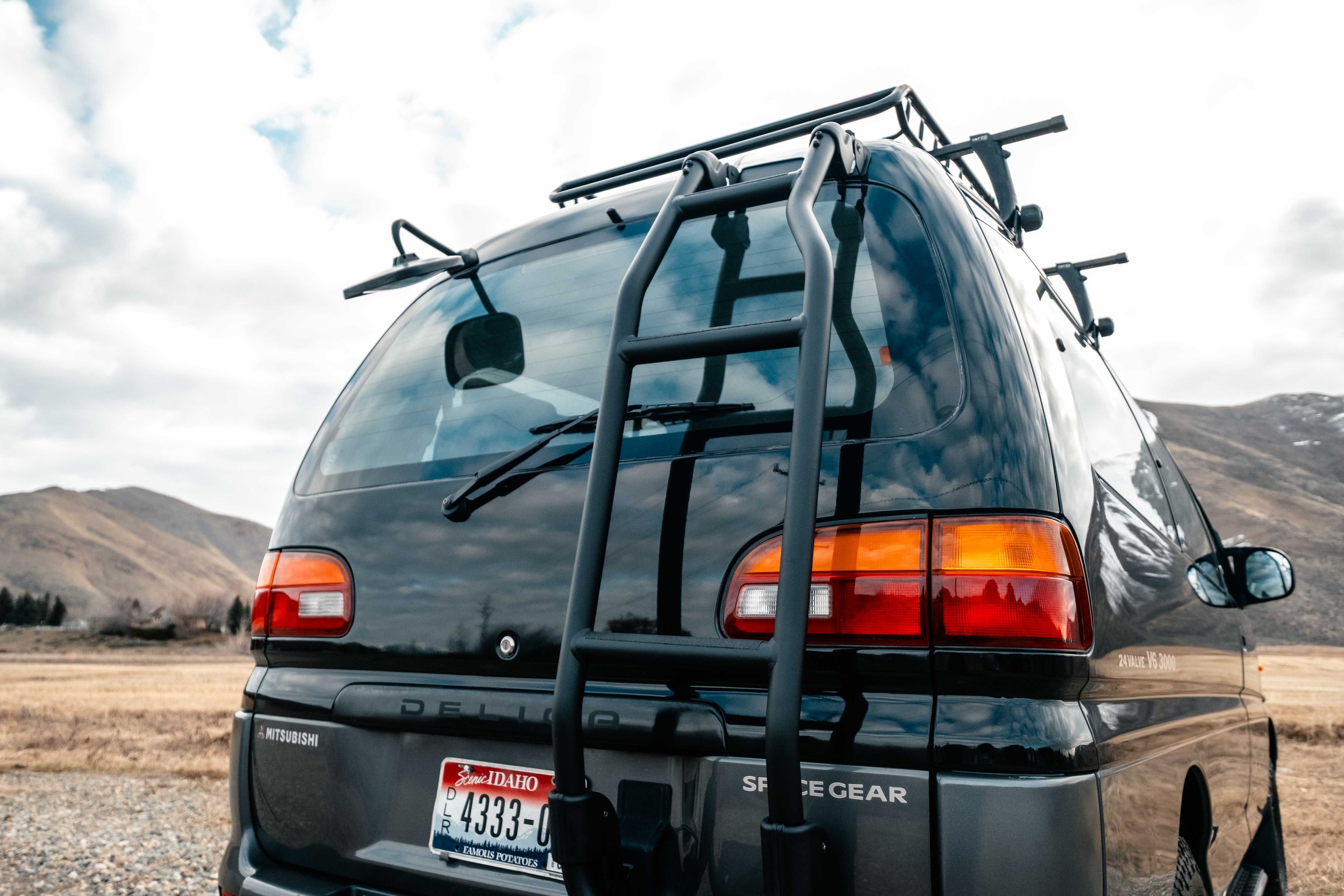 Reserved: 1997 Mitsubishi Delica L400 Spacegear