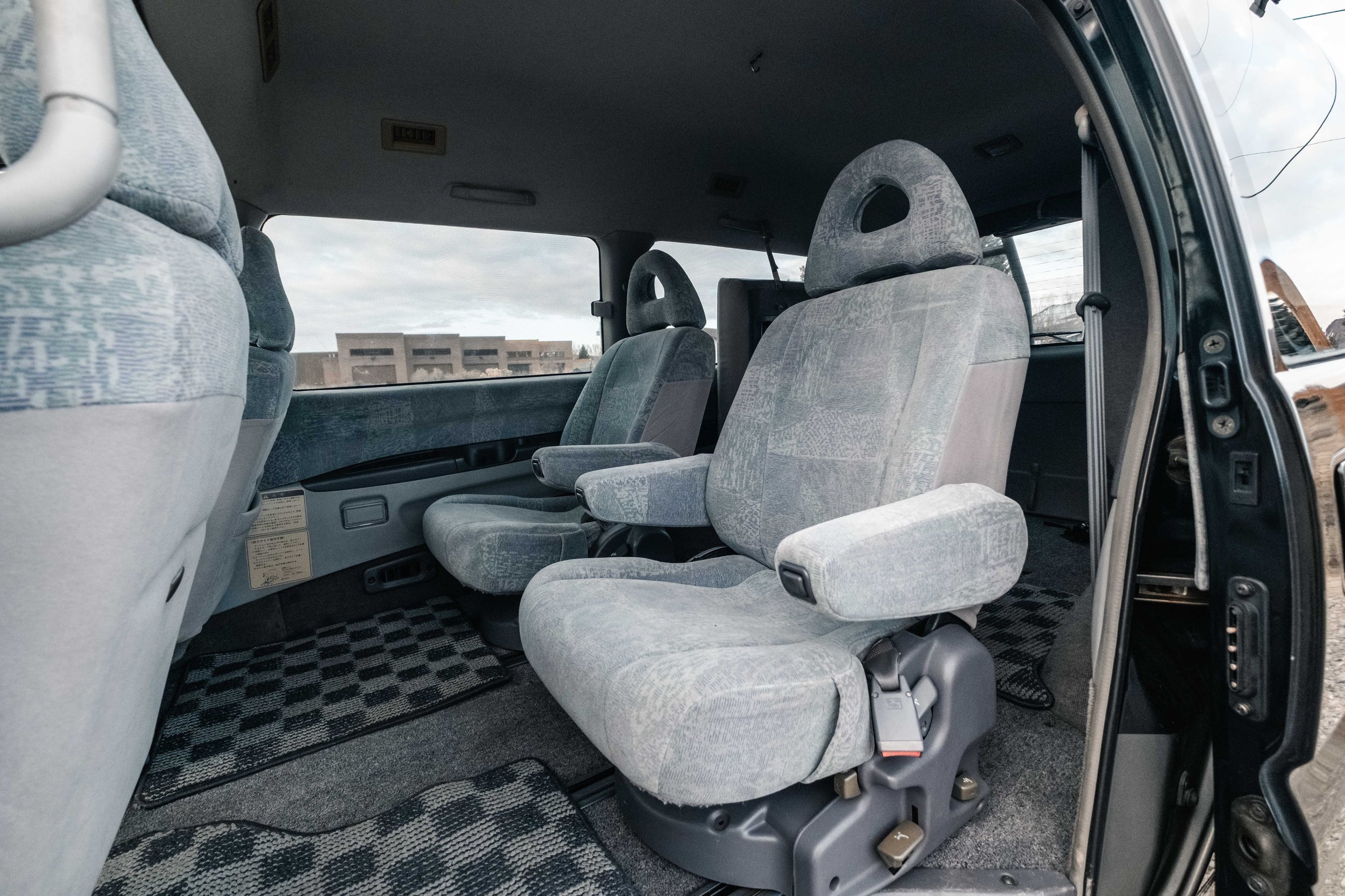 Reserved: 1997 Mitsubishi Delica L400 Spacegear