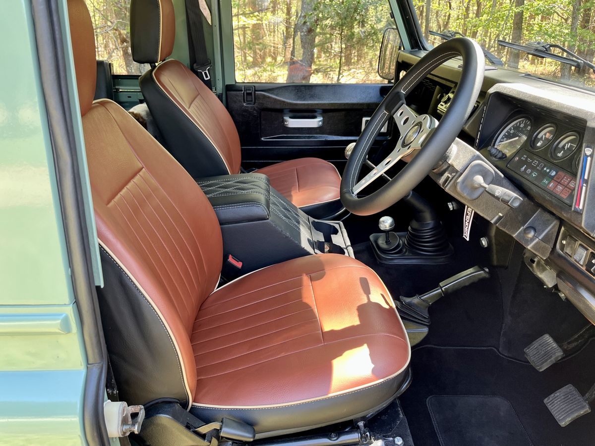 1997 Land Rover Defender 90 Hue 166