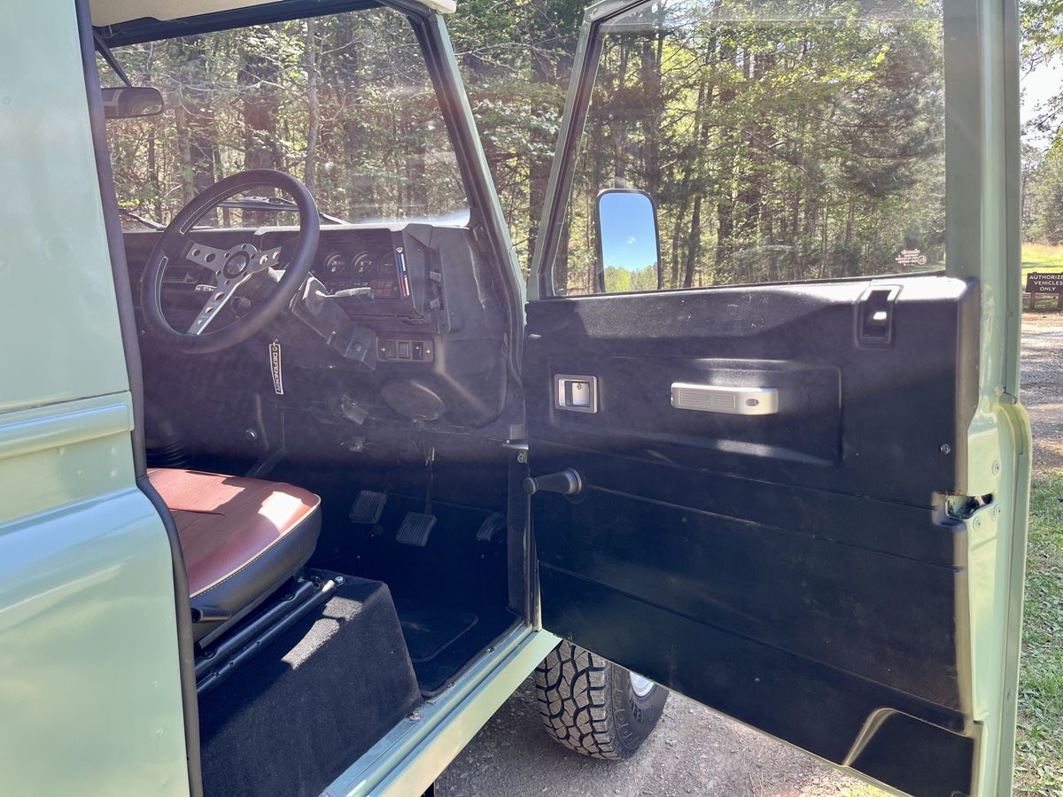 1997 Land Rover Defender 90 Hue 166