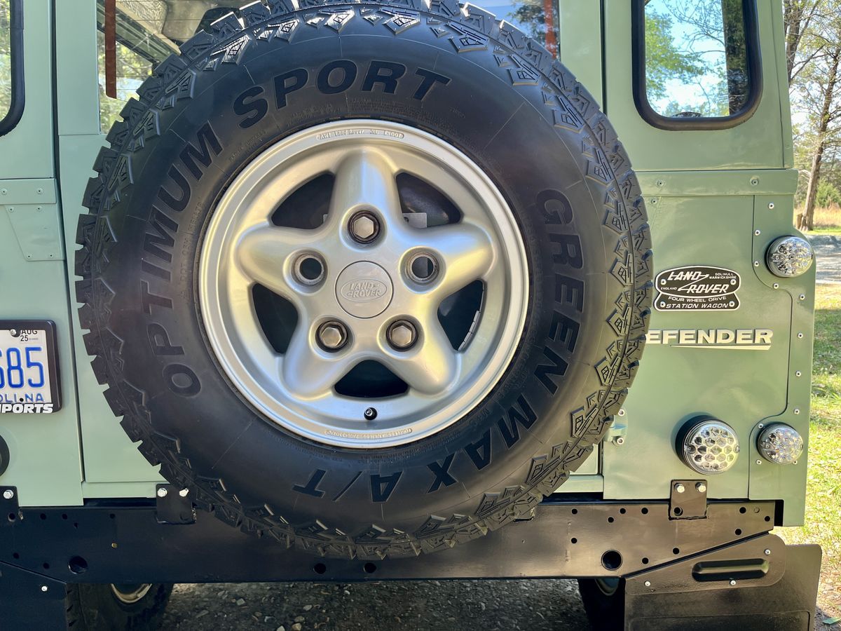 1997 Land Rover Defender 90 Hue 166