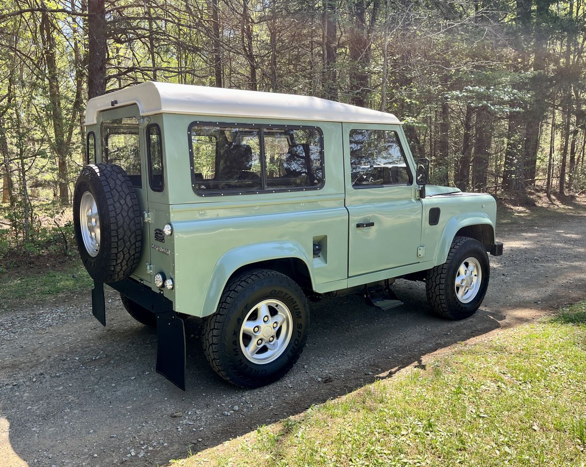 1997 Land Rover Defender 90 Hue 166