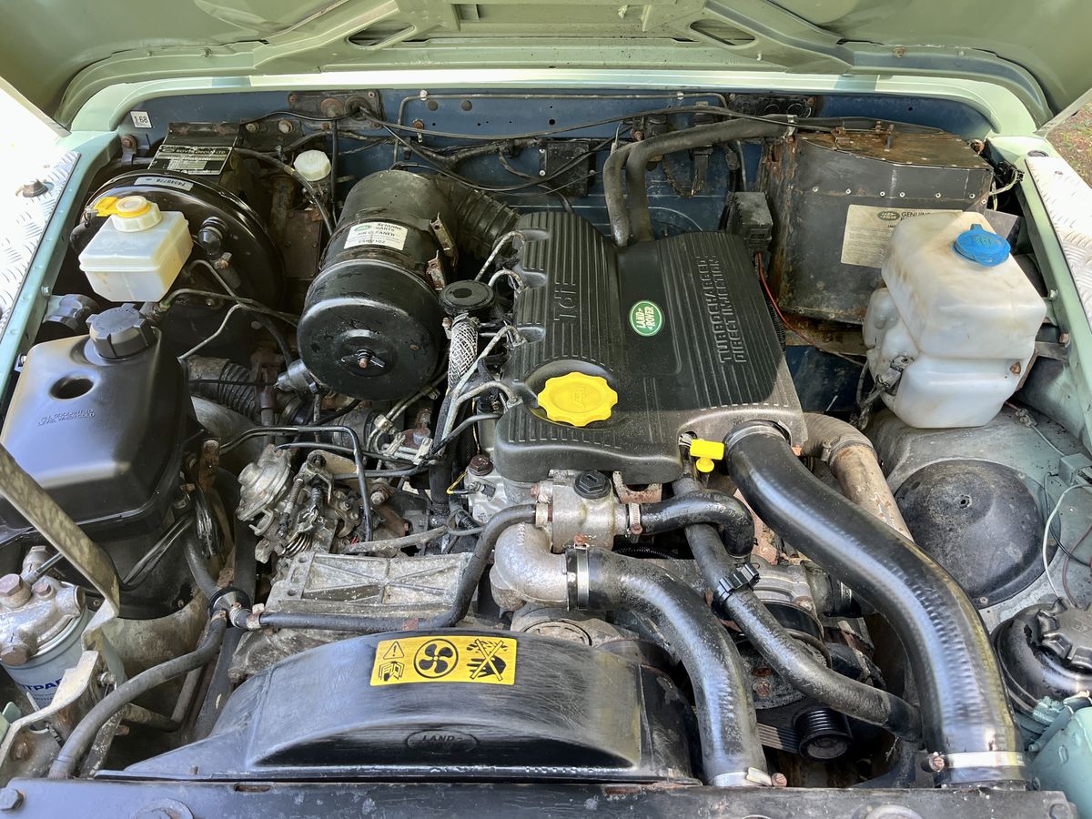 1997 Land Rover Defender 90 Hue 166 - 4
