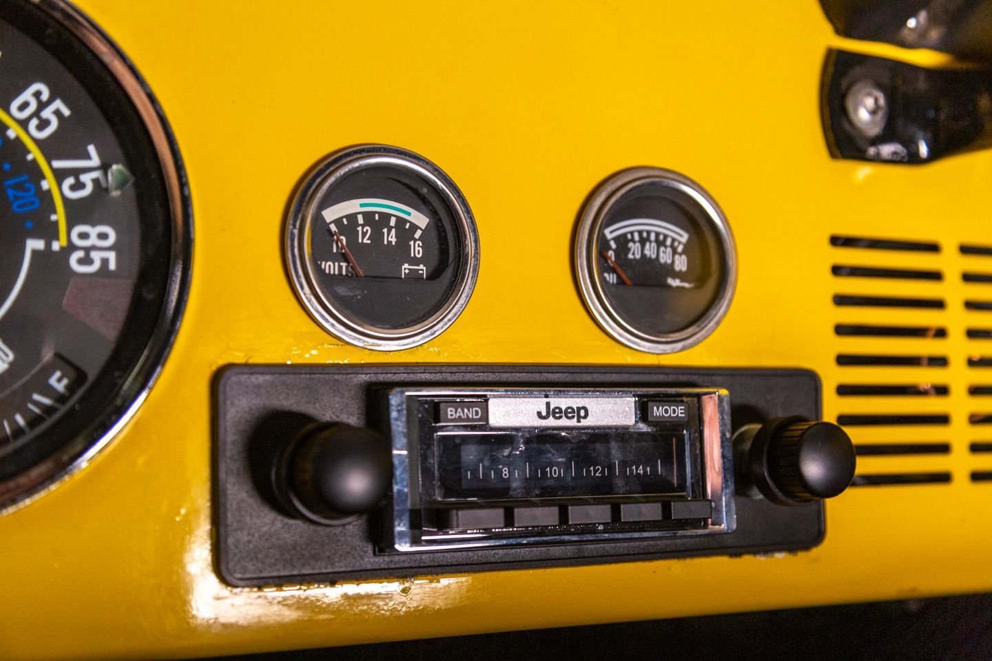 Sold: Restored 1985 Jeep CJ-8 Scrambler