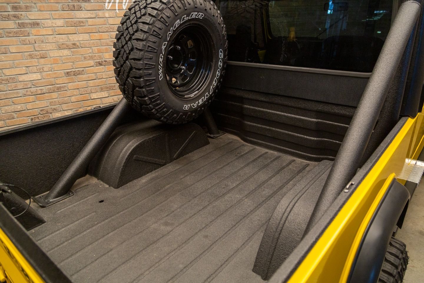 Sold: Restored 1985 Jeep CJ-8 Scrambler