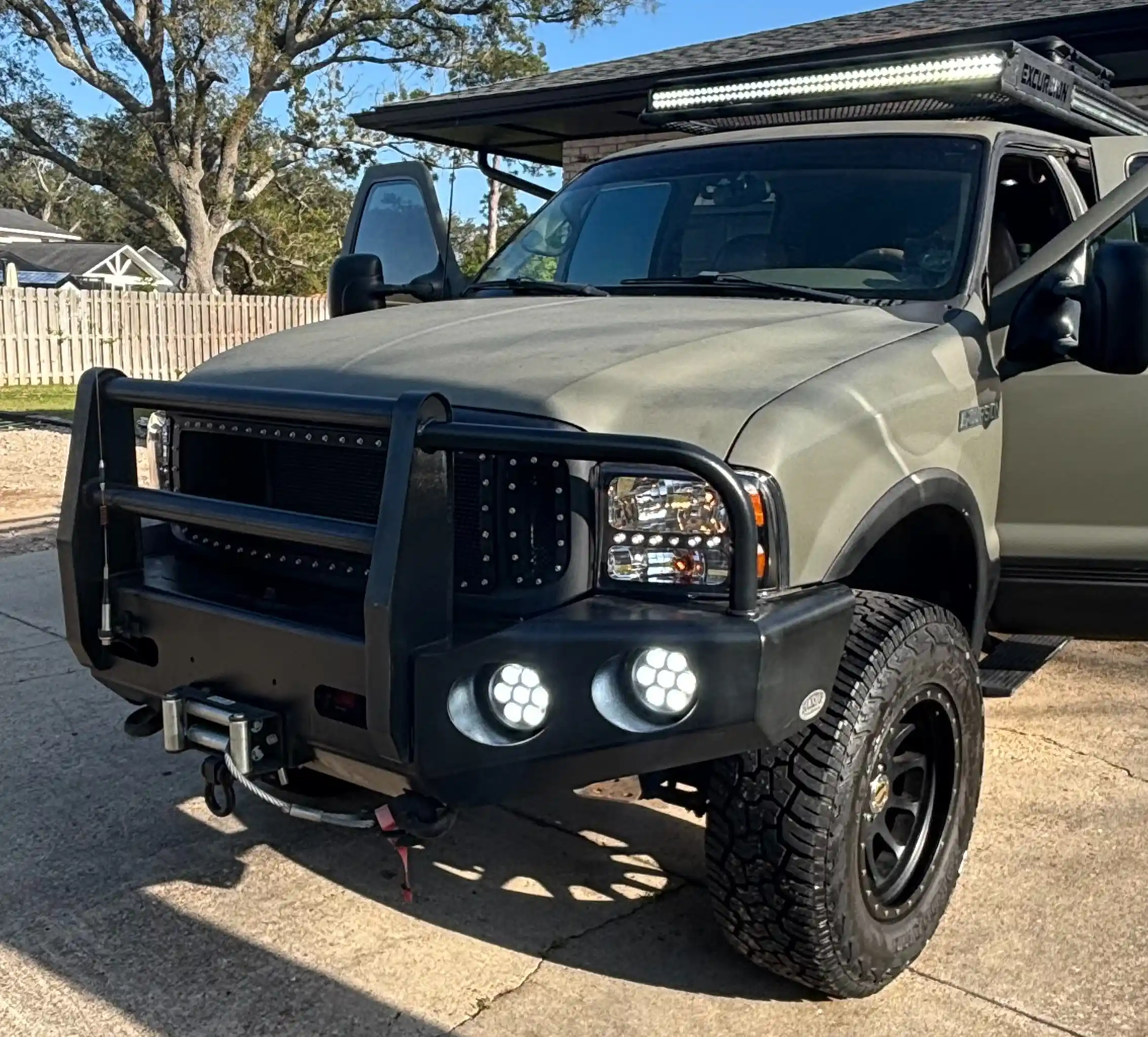 Sold: 2000 Ford Excursion Limited Power Stroke 4×4