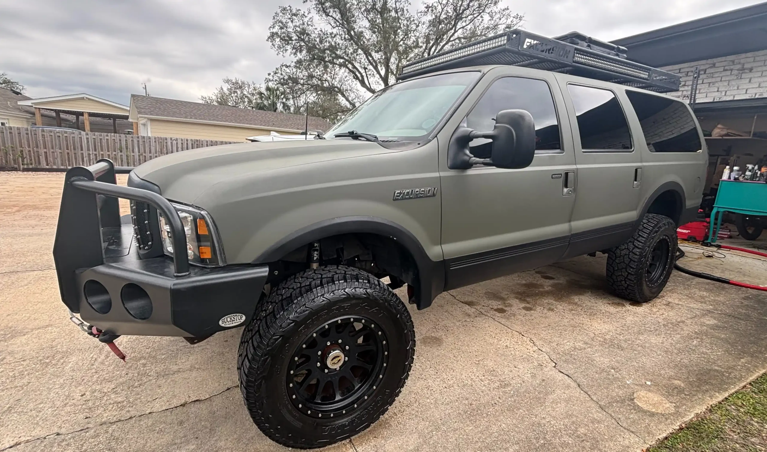 Sold: 2000 Ford Excursion Limited Power Stroke 4×4