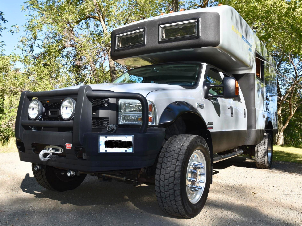 Sold: 2007 EarthRoamer XV-LT 048-1